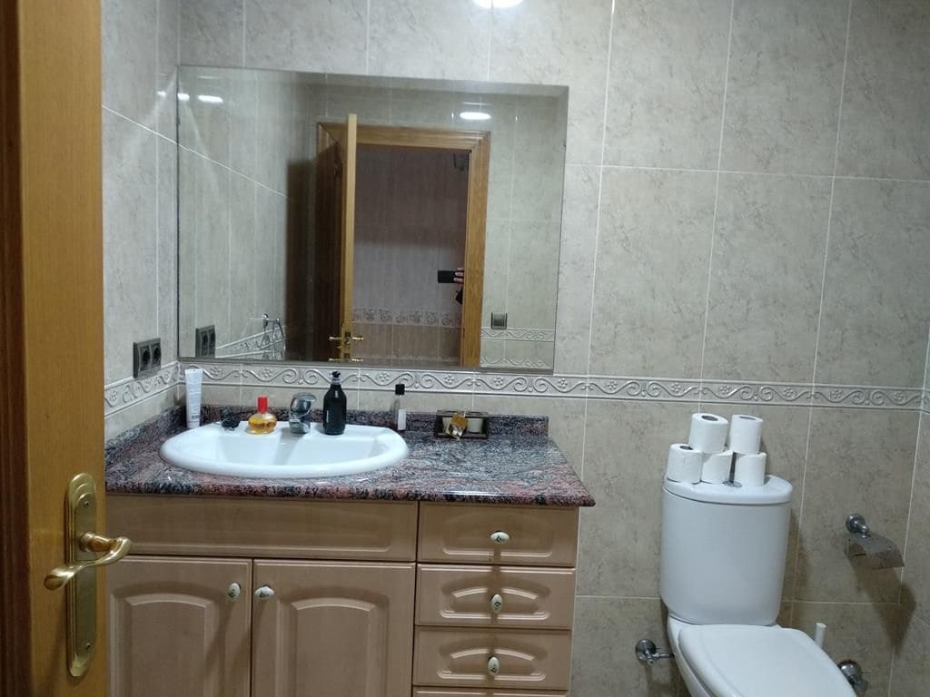 6 bedroom Villa for sale in Oropesa  with pool - € 735,000 (Ref: 9502794)