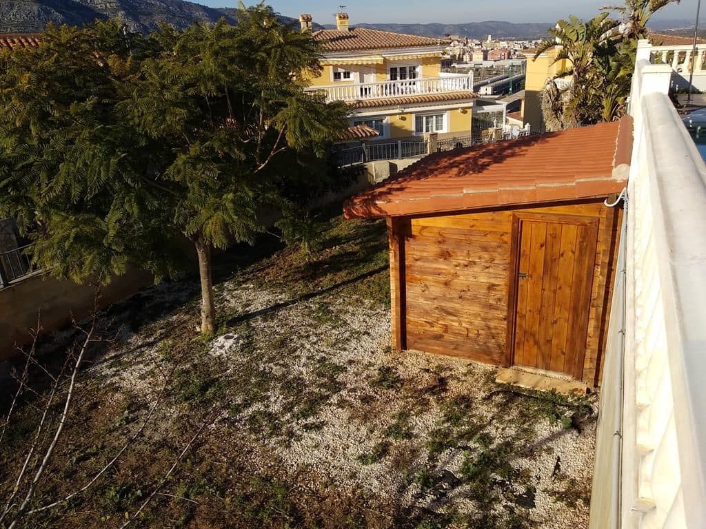 6 bedroom Villa for sale in Oropesa  with pool - € 735,000 (Ref: 9502794)