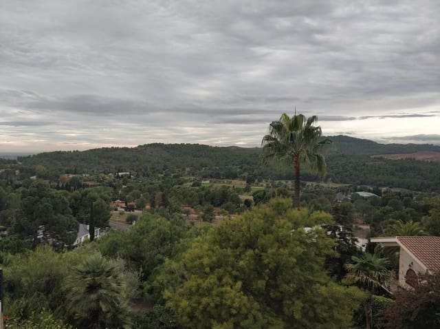 4 soveværelse Villa til salg i Borriol med swimmingpool garage - € 850.000 (Ref: 9502798)