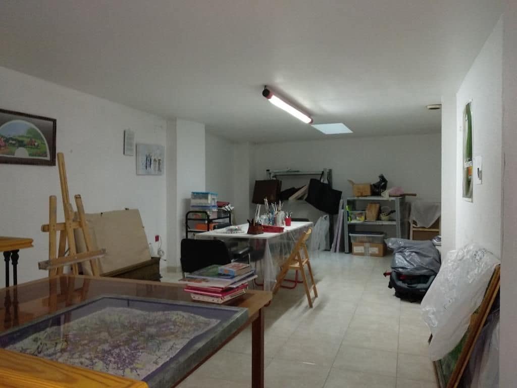 Townhouse for sale in Castello de la Plana - € 600,000 (Ref: 9502805)