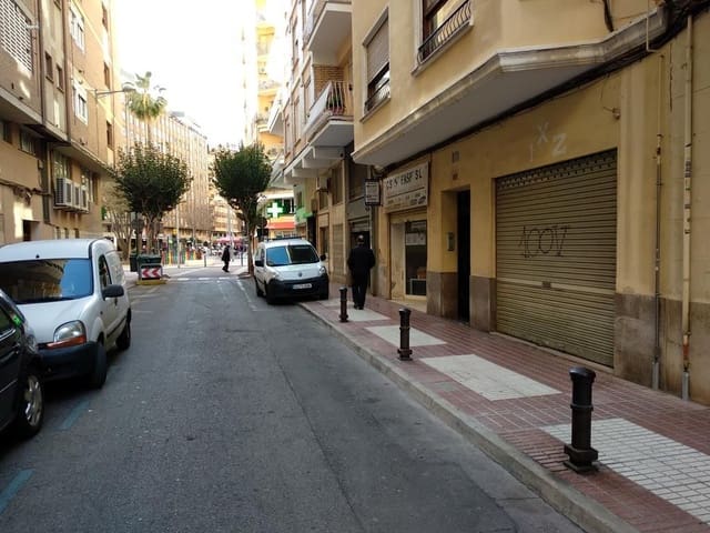 Commercial for sale in Centro, Castelló de la Plana - € 70,000 (Ref: 9502808)
