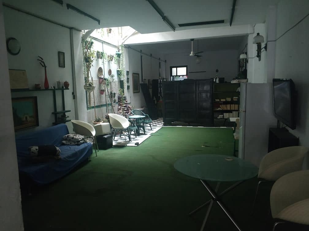 Commercial for sale in Castello de la Plana - € 75,000 (Ref: 9502809)