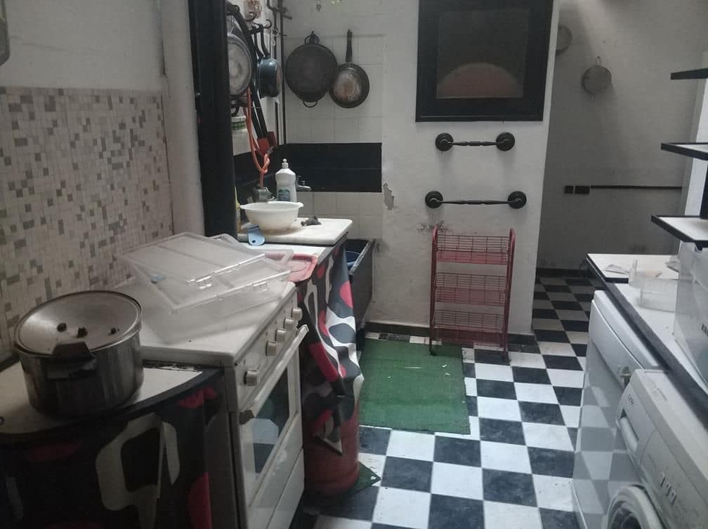 Commercial for sale in Castello de la Plana - € 75,000 (Ref: 9502809)