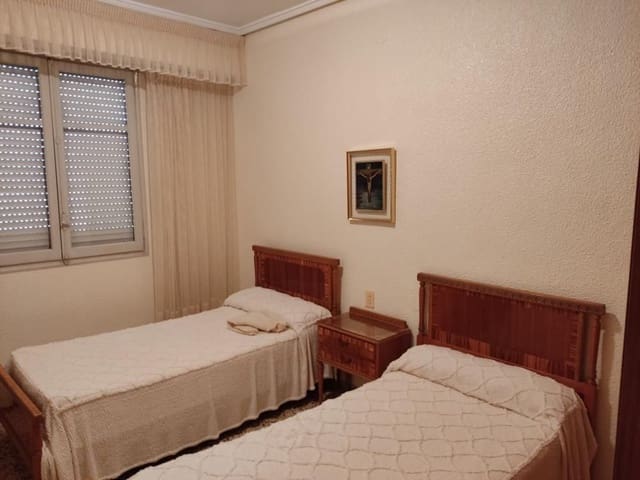 4 bedroom Townhouse for sale in Centro, Castelló de la Plana - € 290,000 (Ref: 9502810)