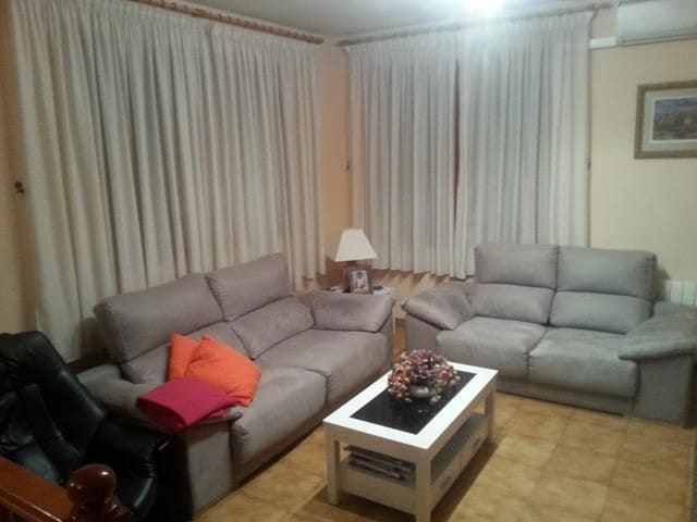 4 bedroom Villa for sale in Castello de la Plana with pool - € 650,000 (Ref: 9502811)