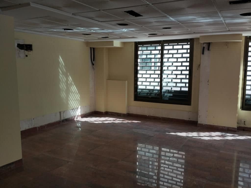 Commercial for sale in Castello de la Plana - € 120,000 (Ref: 9502815)