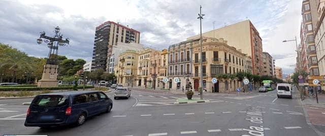 Commercial for sale in Centro, Castelló de la Plana - € 415,000 (Ref: 9502817)