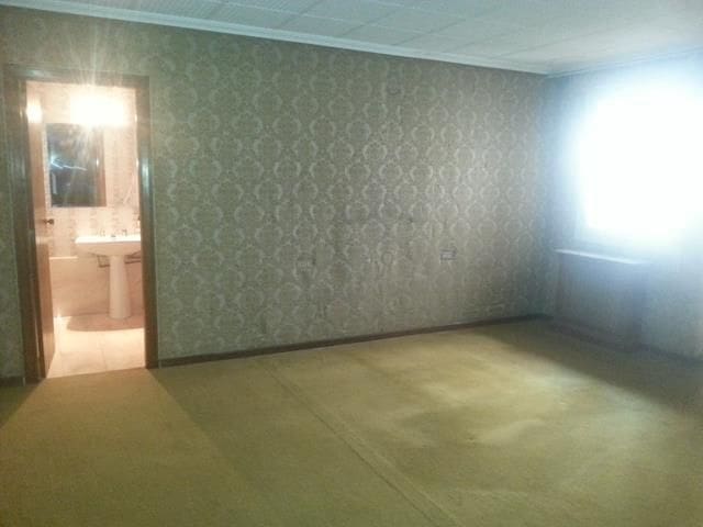 6 bedroom Flat for sale in Castello de la Plana - € 320,000 (Ref: 9502818)