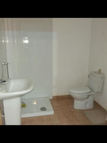 Commercial for sale in Sur, Castelló de la Plana - € 90,000 (Ref: 9502819)