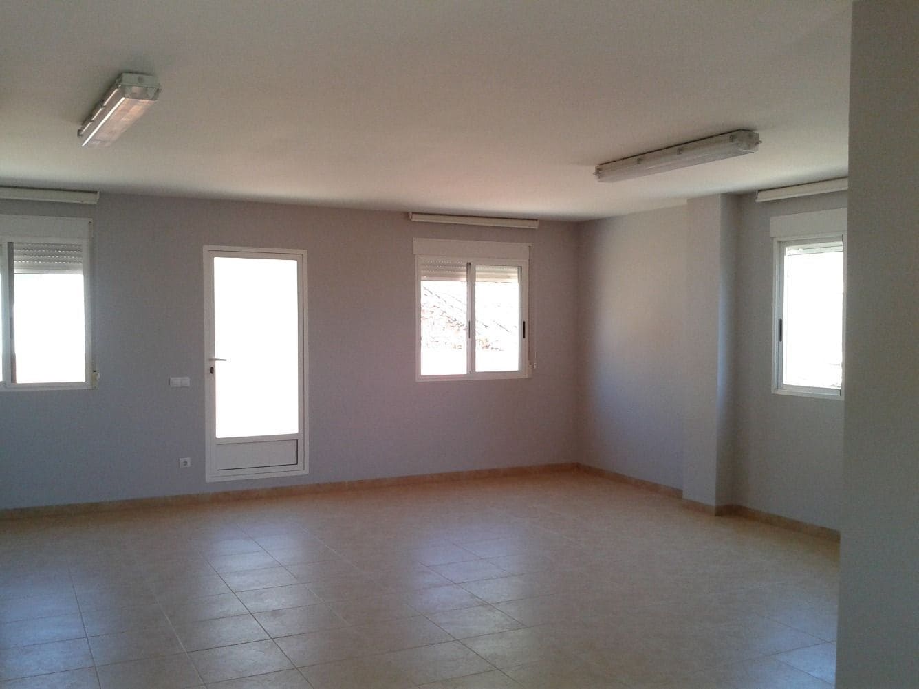 Flat for sale in L'Alcora - € 285,000 (Ref: 9502821)