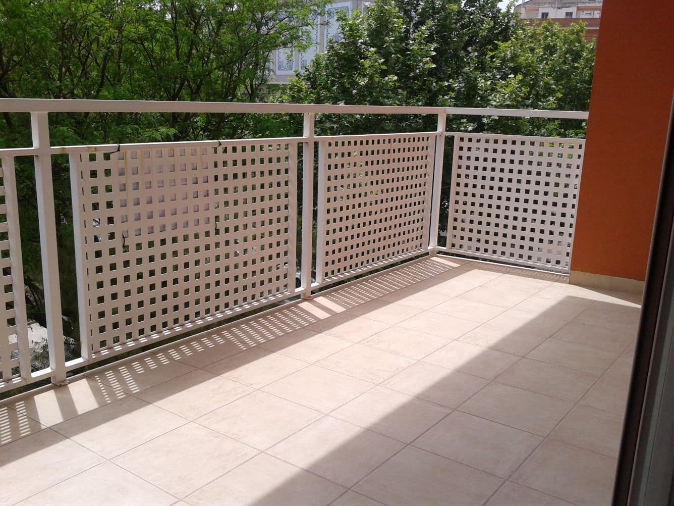 Flat for sale in L'Alcora - € 285,000 (Ref: 9502821)