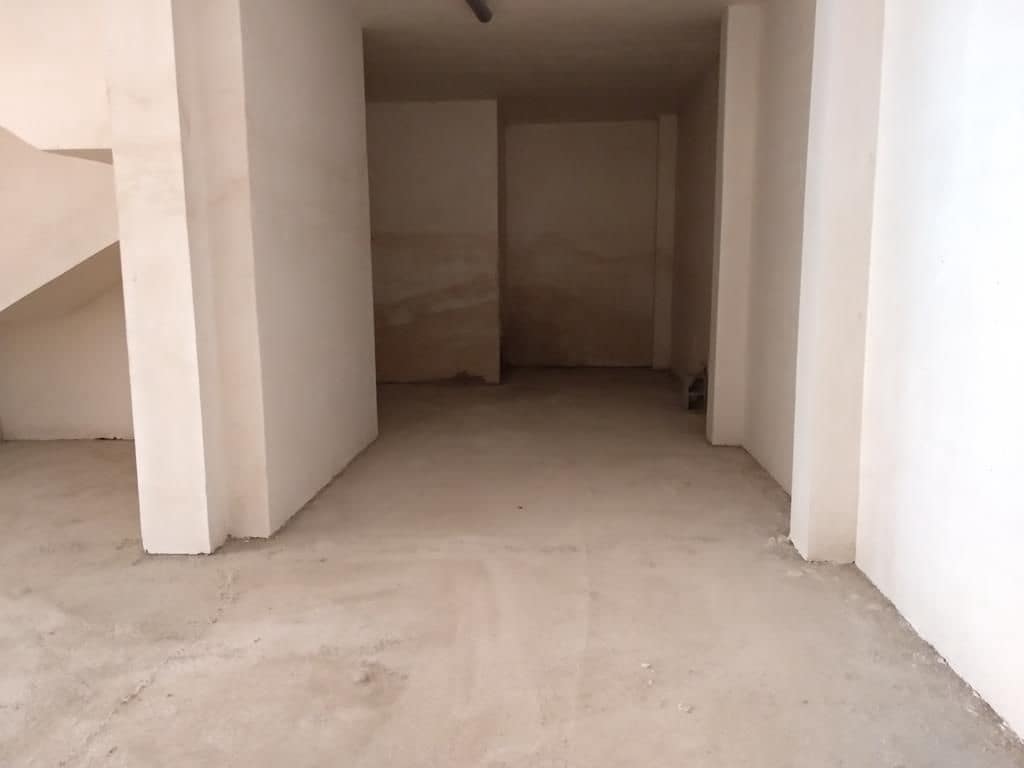 Commercial for sale in Castello de la Plana - € 550,000 (Ref: 9502823)