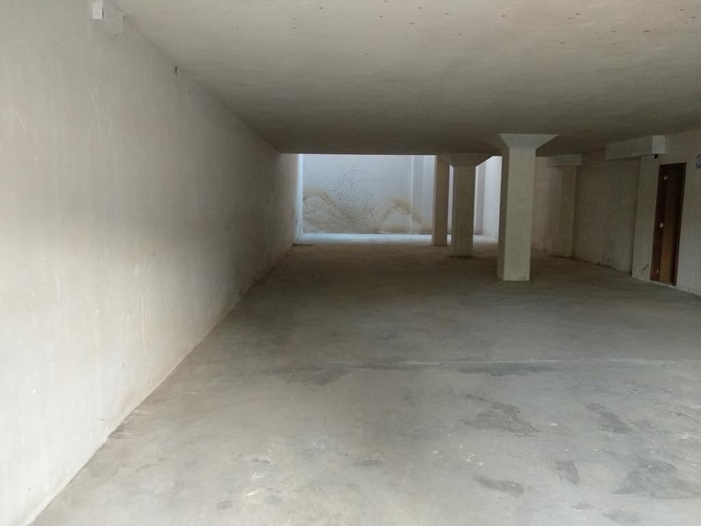 Commercial for sale in Castello de la Plana - € 300,000 (Ref: 9502825)