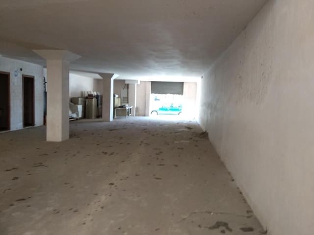 Erhverv til salg i Norte, Castelló de la Plana - € 300.000 (Ref: 9502825)