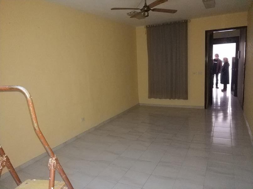 Büro zu vermieten in Castello de la Plana - 300 € (Ref: 9502828)