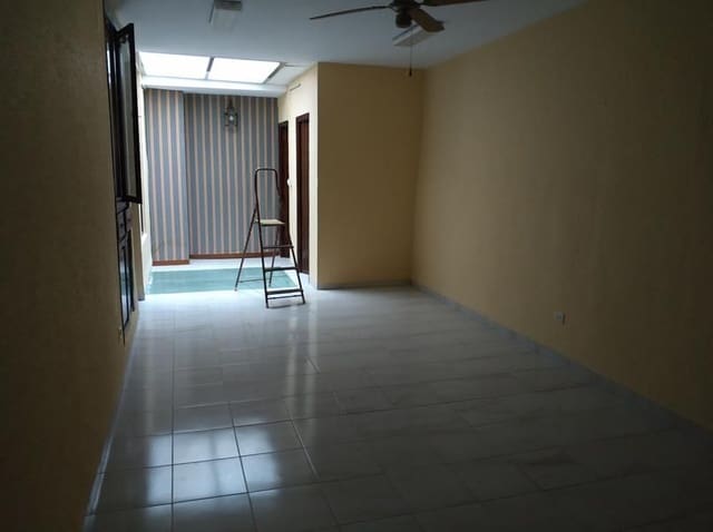 Büro zu vermieten in Centro, Castelló de la Plana - 300 € (Ref: 9502828)