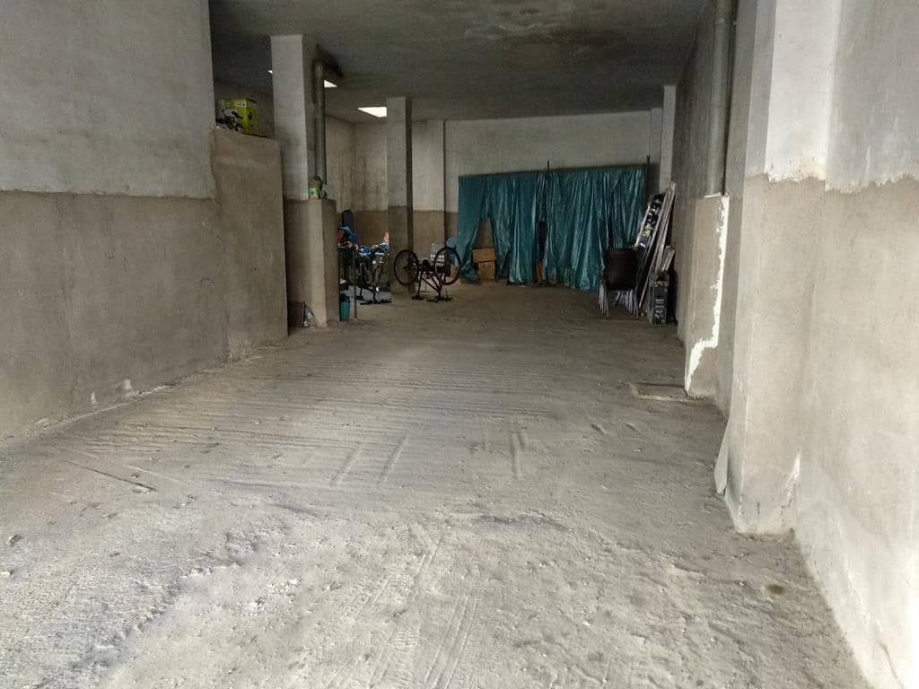 Commercial for sale in Castello de la Plana - € 90,000 (Ref: 9502834)