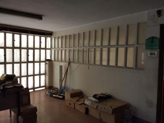 Gewerbe zu verkaufen in Este, Castelló de la Plana - 450.000 € (Ref: 9502836)