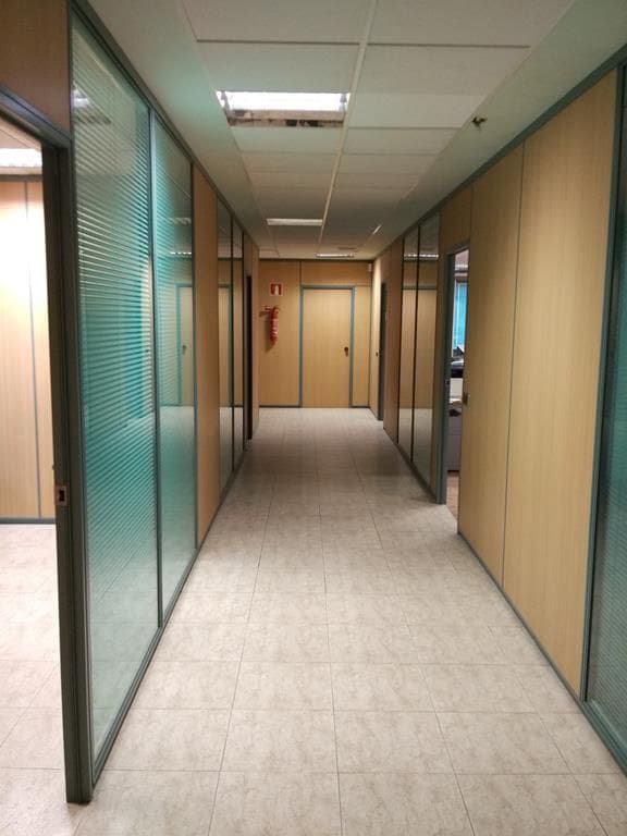 Commercial for sale in Castello de la Plana - € 325,000 (Ref: 9502838)