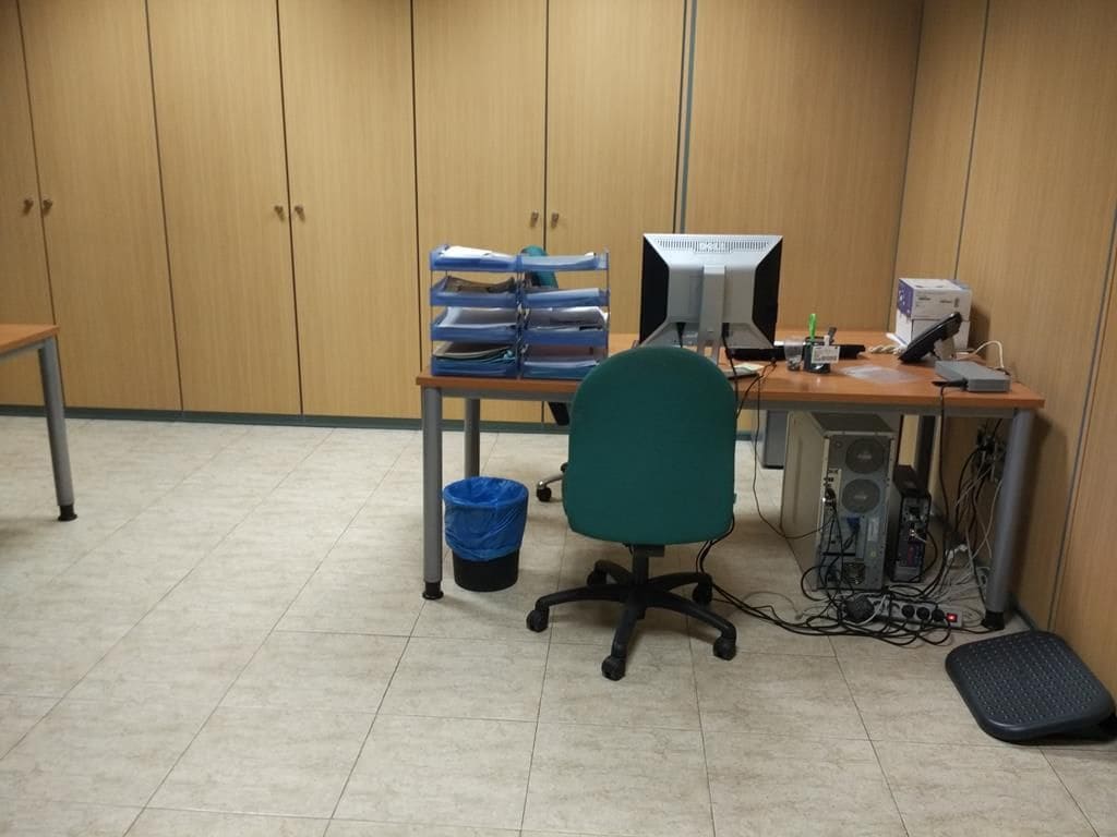 Commercial for sale in Castello de la Plana - € 325,000 (Ref: 9502838)