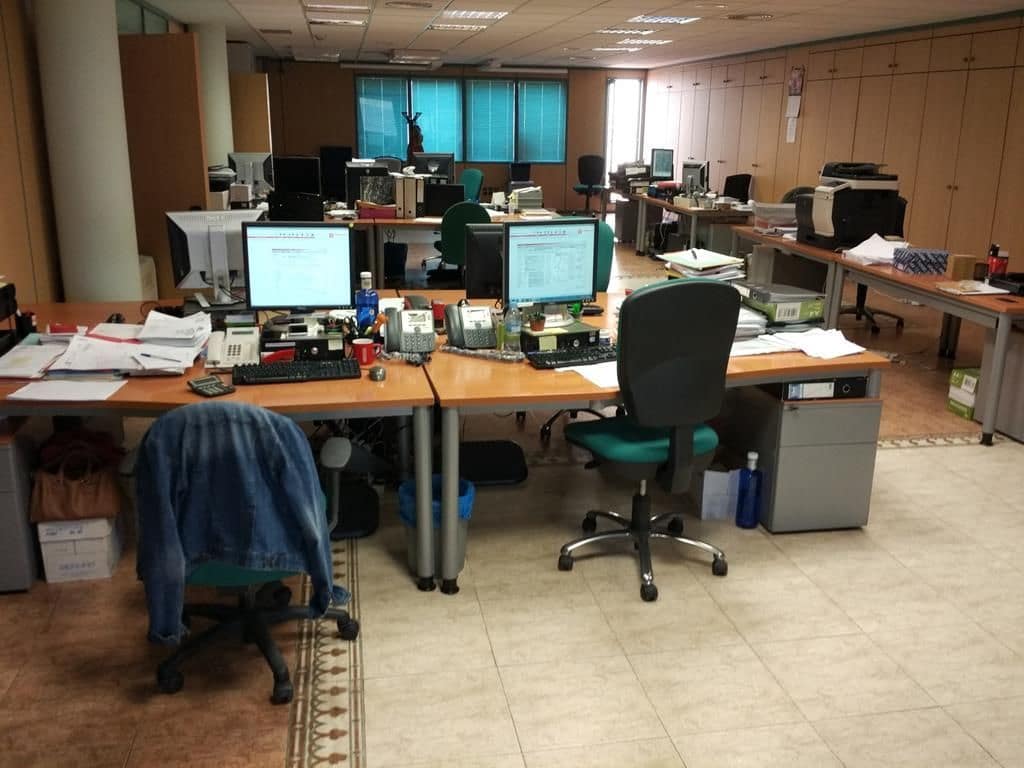 Commercial for sale in Castello de la Plana - € 325,000 (Ref: 9502838)