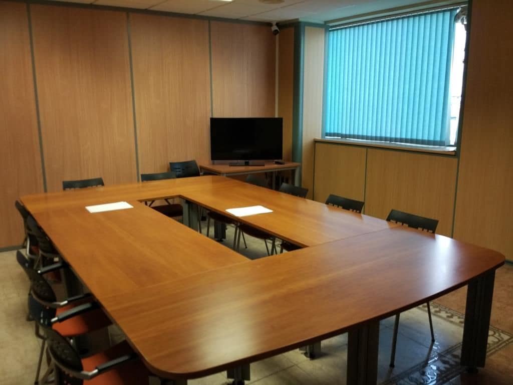 Commercial for sale in Castello de la Plana - € 325,000 (Ref: 9502838)