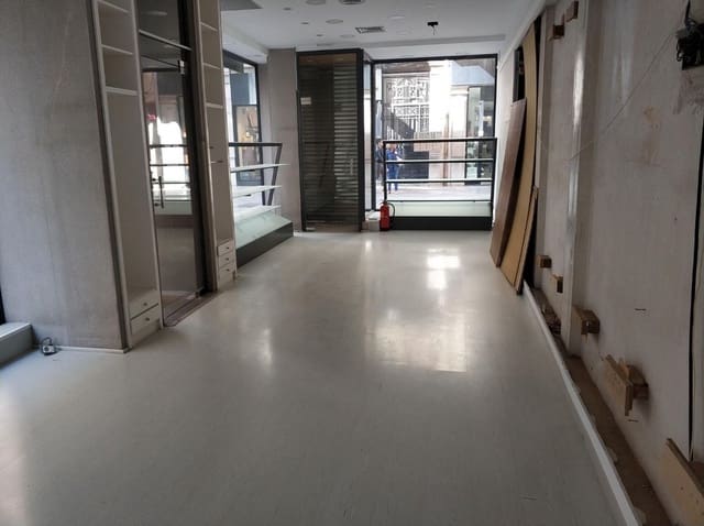 Gewerbe zu vermieten in Centro, Castelló de la Plana - 5.500 € (Ref: 9502840)