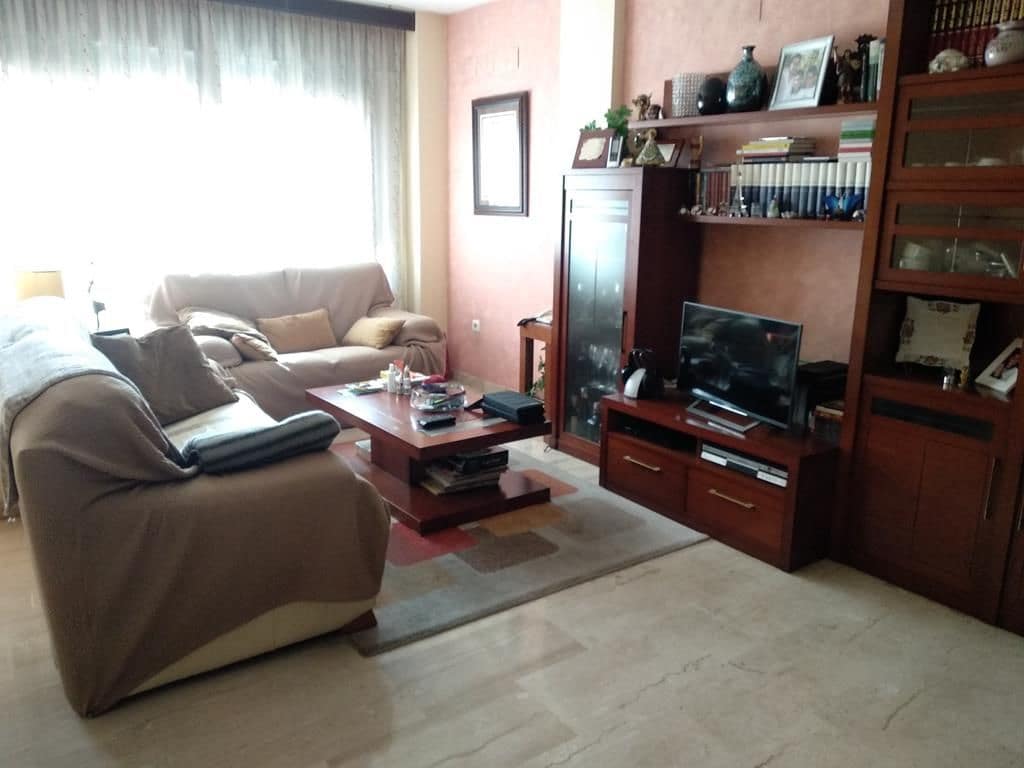 Townhouse for sale in Castello de la Plana - € 800,000 (Ref: 9502847)