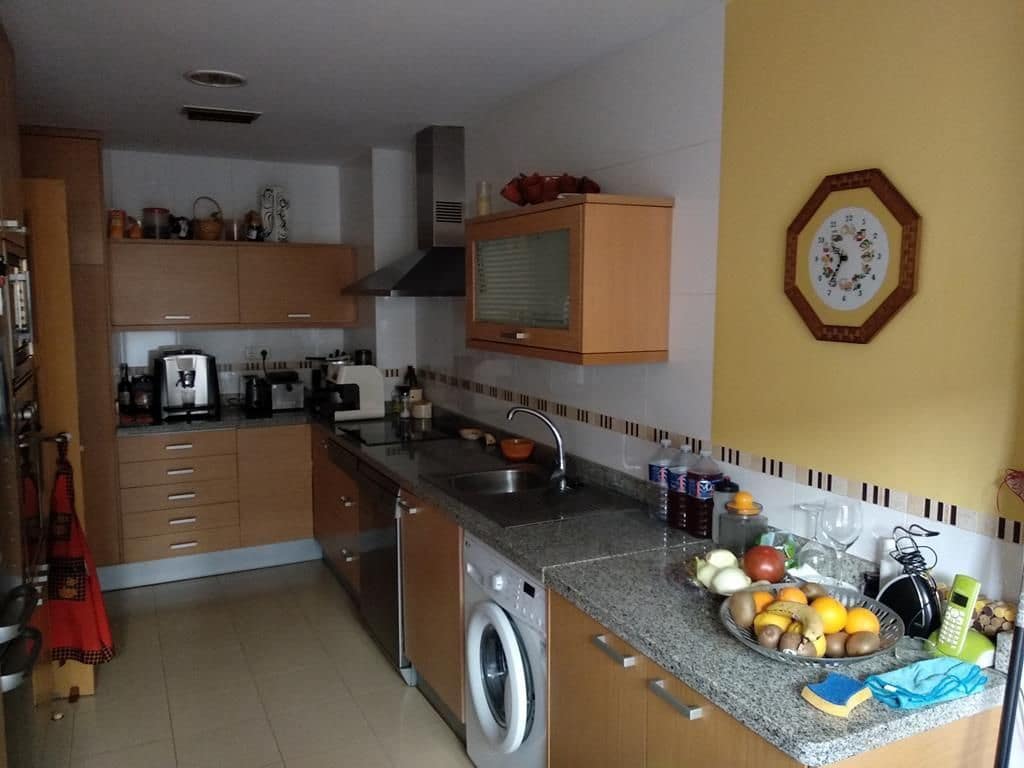 Townhouse for sale in Castello de la Plana - € 800,000 (Ref: 9502847)