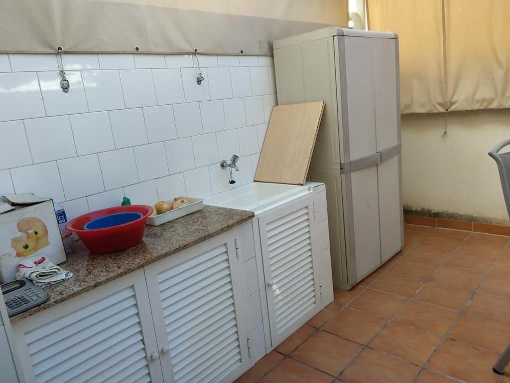 Townhouse for sale in Castello de la Plana - € 800,000 (Ref: 9502847)