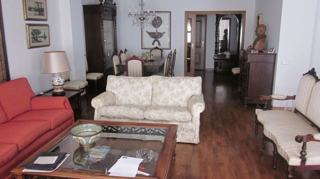 Wohnung zu verkaufen in Centro, Castelló de la Plana - 390.000 € (Ref: 9502848)