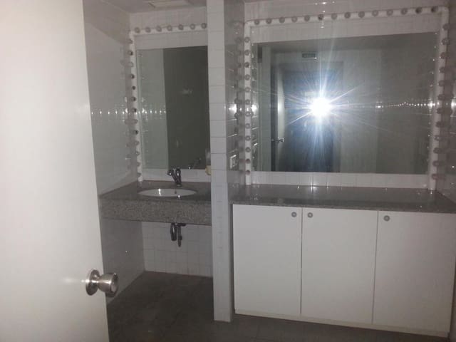 Commercial for rent in Centro, Castelló de la Plana - € 1,200 (Ref: 9502850)