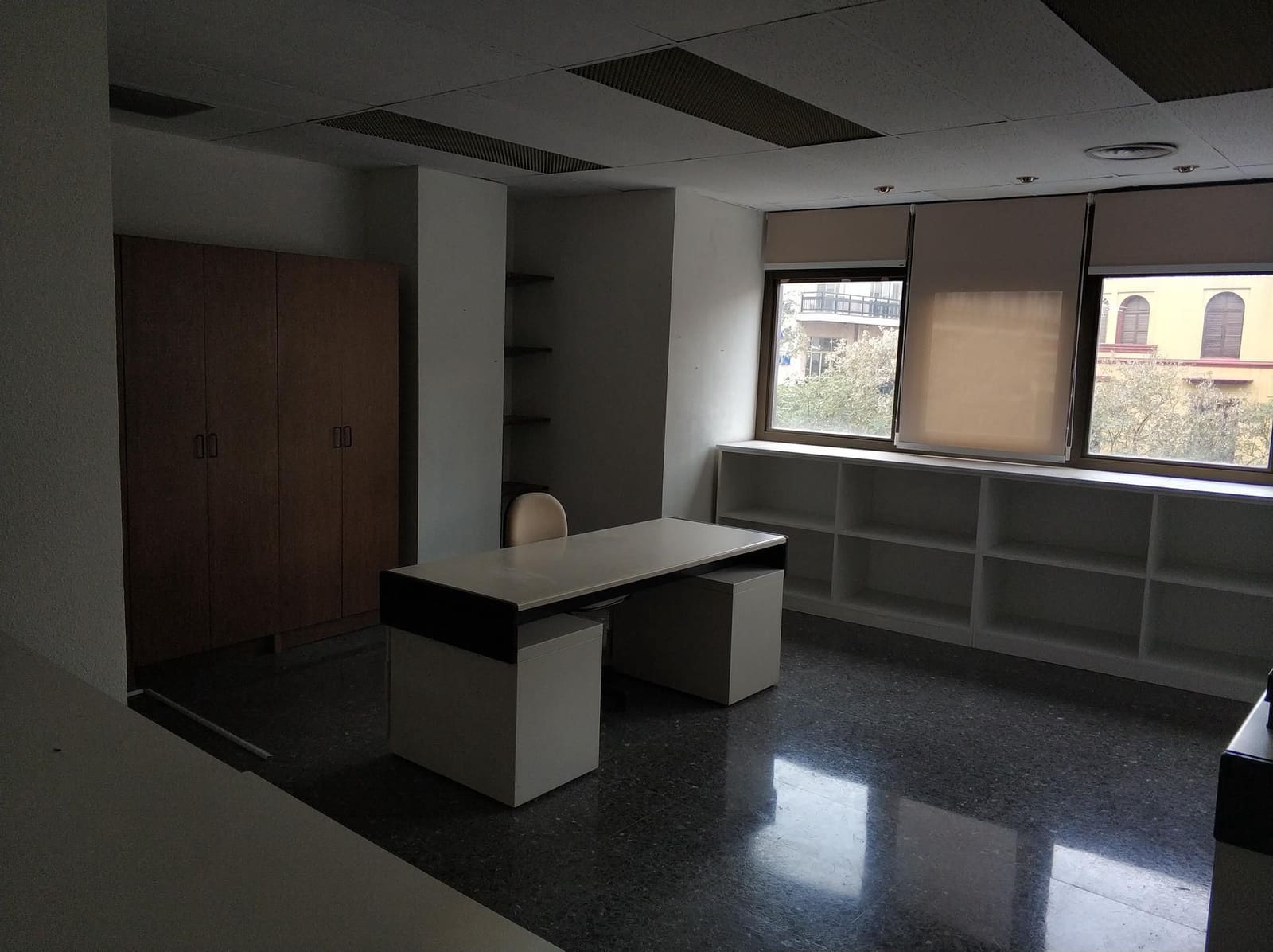 Office for sale in Castello de la Plana - € 130,000 (Ref: 9502851)