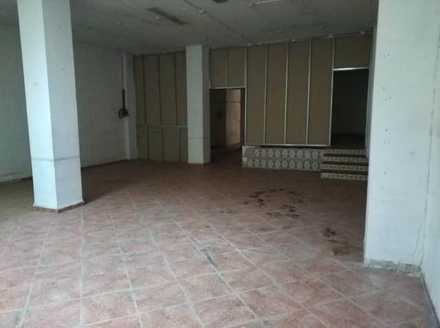 Commercial for sale in Centro, Castelló de la Plana - € 150,000 (Ref: 9502857)
