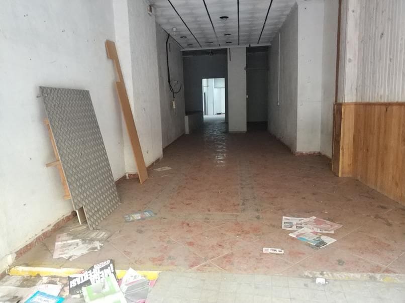 Commercial for sale in Castello de la Plana - € 150,000 (Ref: 9502857)