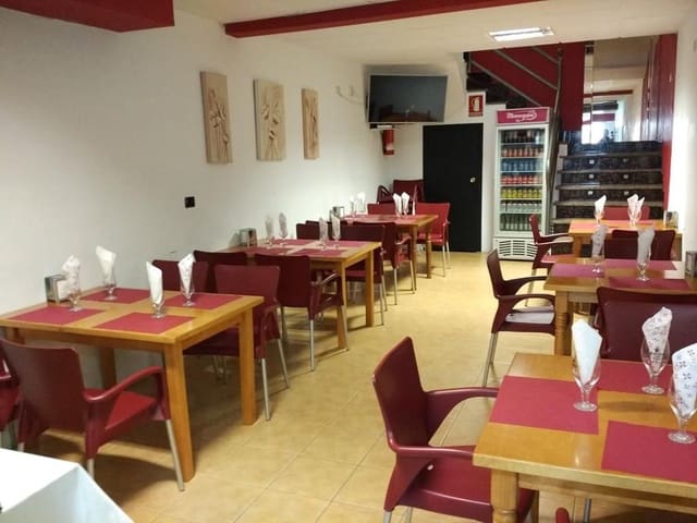 Commercial for sale in Centro, Castelló de la Plana - € 200,000 (Ref: 9502859)