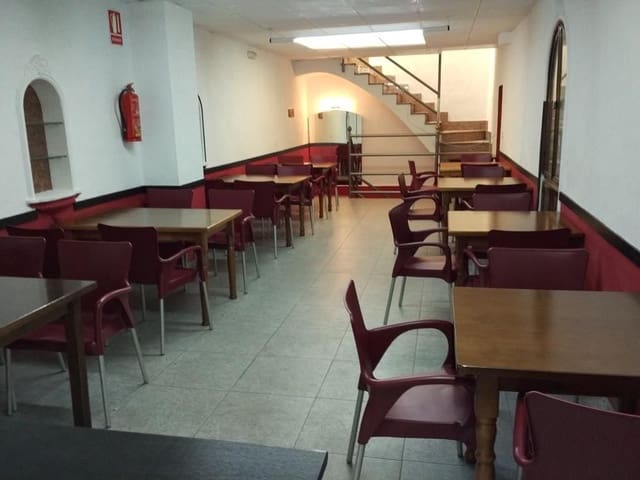 Commercial for sale in Centro, Castelló de la Plana - € 200,000 (Ref: 9502859)