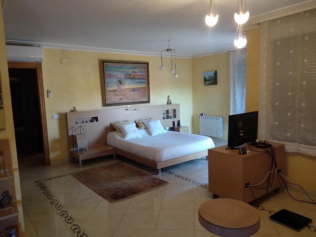 7 bedroom Flat for sale in Castello de la Plana - € 700,000 (Ref: 9502860)