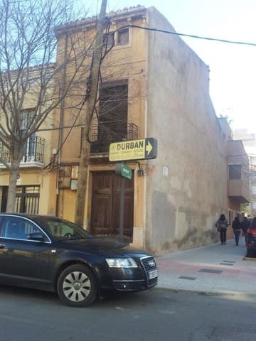 Townhouse for sale in Norte, Castelló de la Plana - € 145,000 (Ref: 9502864)