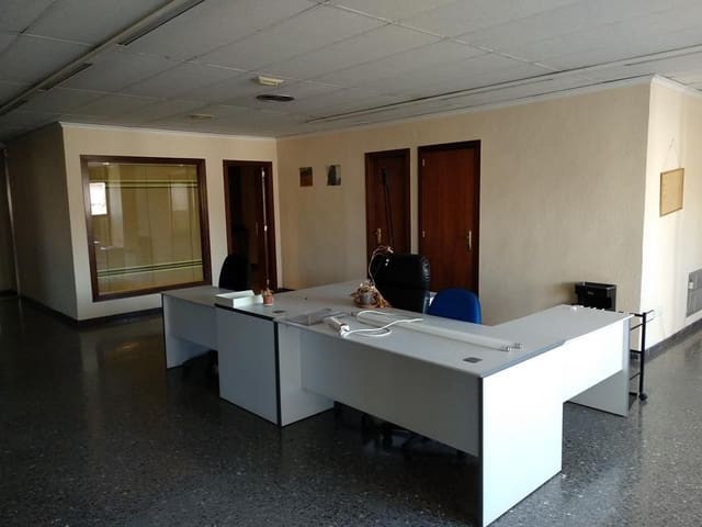 Escritório para arrendar em Centro, Castelló de la Plana - 1 700 € (Ref: 9502865)