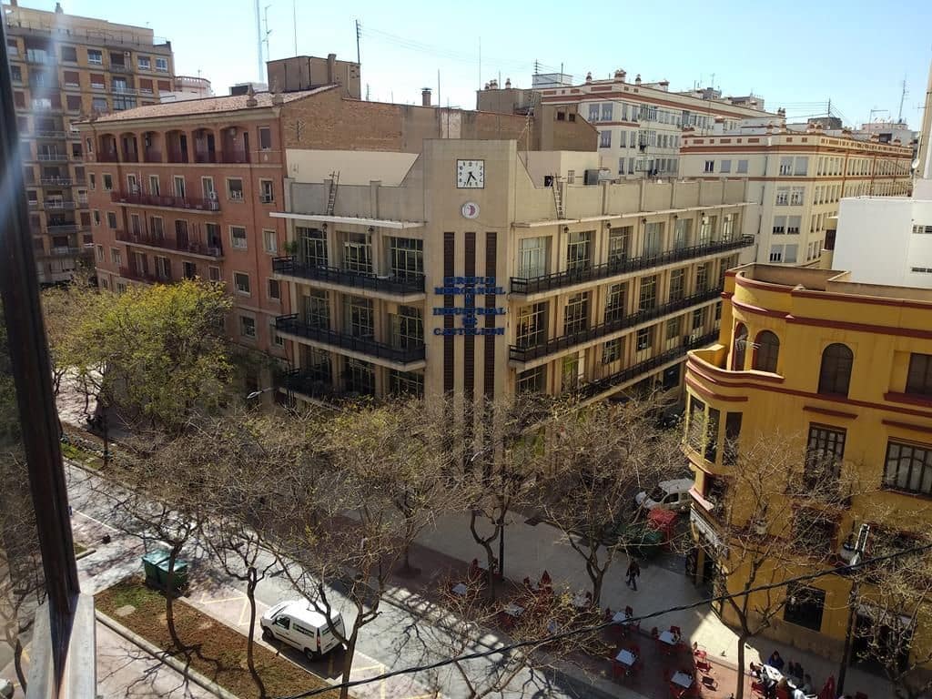 Office for rent in Castello de la Plana - € 1,700 (Ref: 9502865)