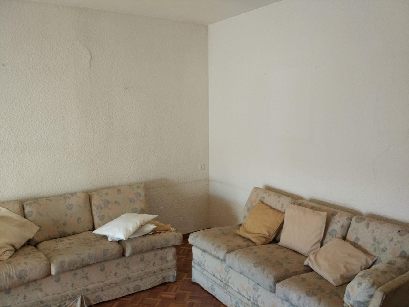 Flat for sale in Castello de la Plana - € 400,000 (Ref: 9502866)