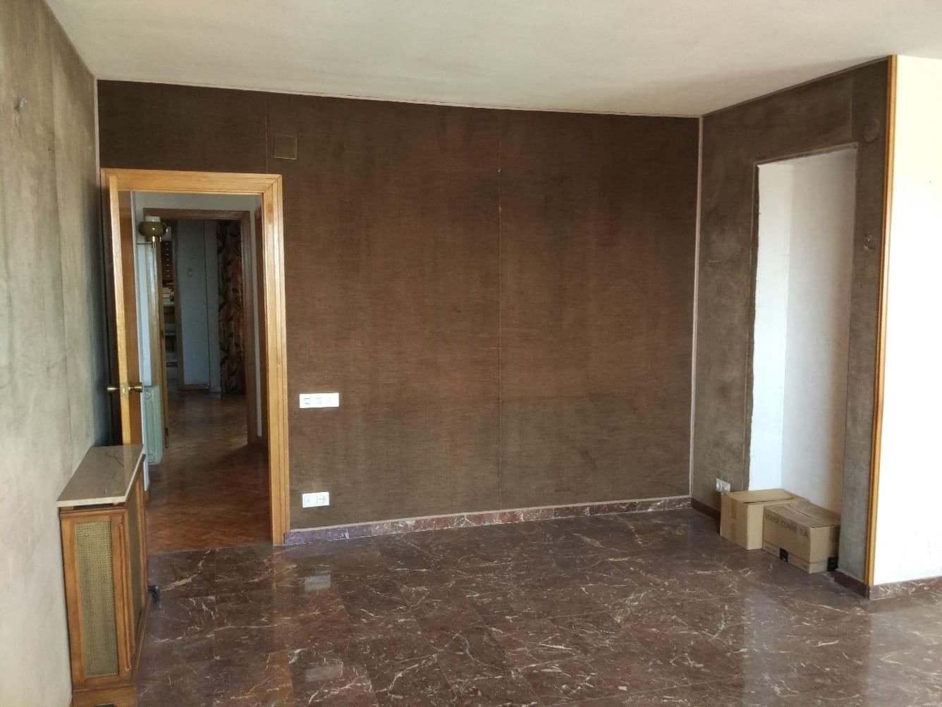 Flat for sale in Castello de la Plana - € 400,000 (Ref: 9502866)