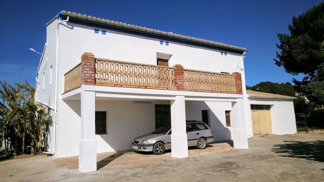 Finca/Herregård til salgs i Oeste, Castelló de la Plana - € 400 000 (Ref: 9502874)