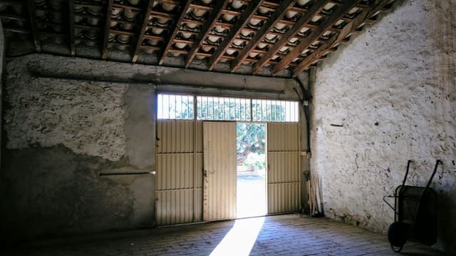 Finca/Herregård til salgs i Oeste, Castelló de la Plana - € 400 000 (Ref: 9502874)