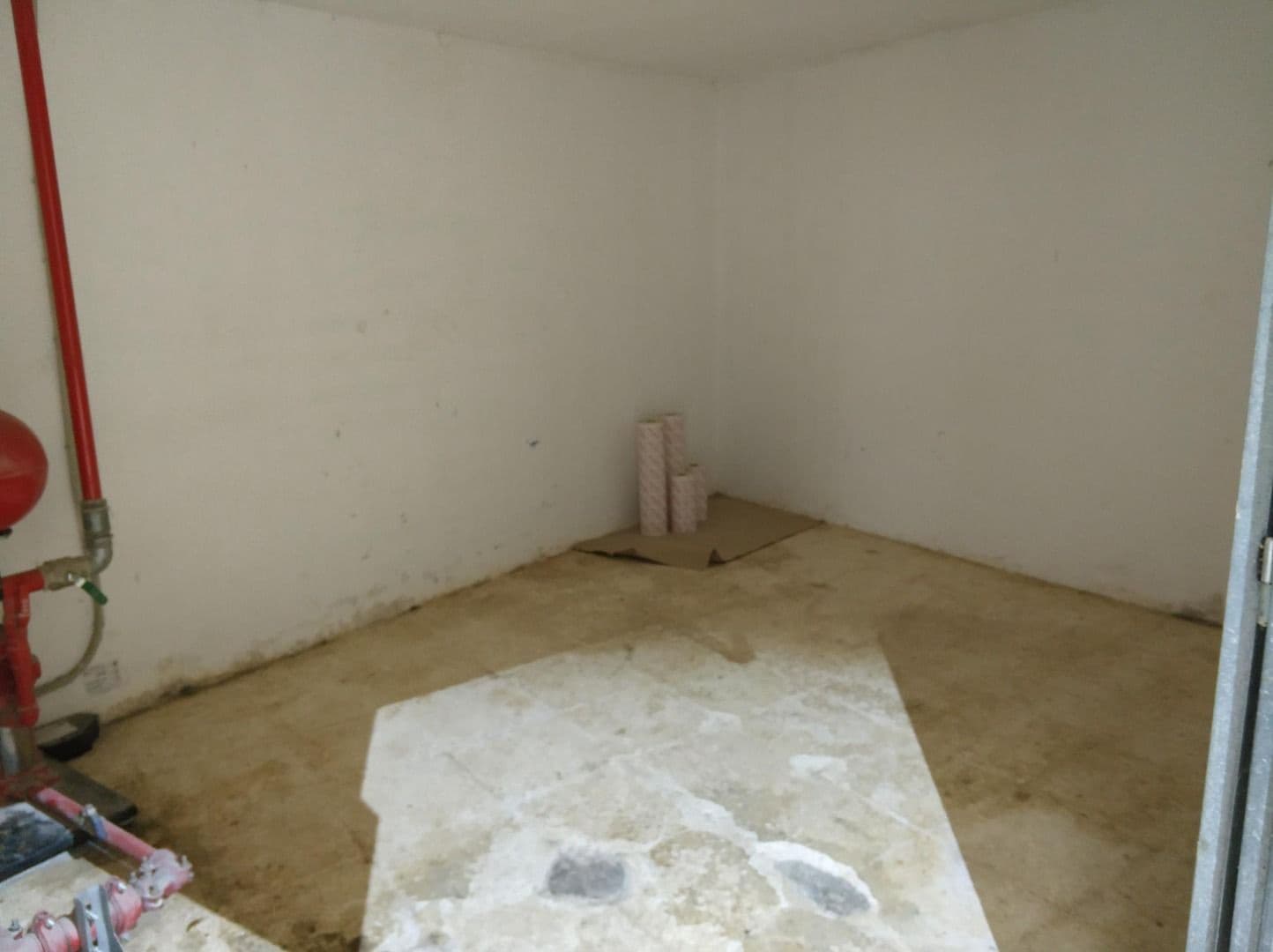 Commercial for sale in Castello de la Plana - € 325,000 (Ref: 9502875)