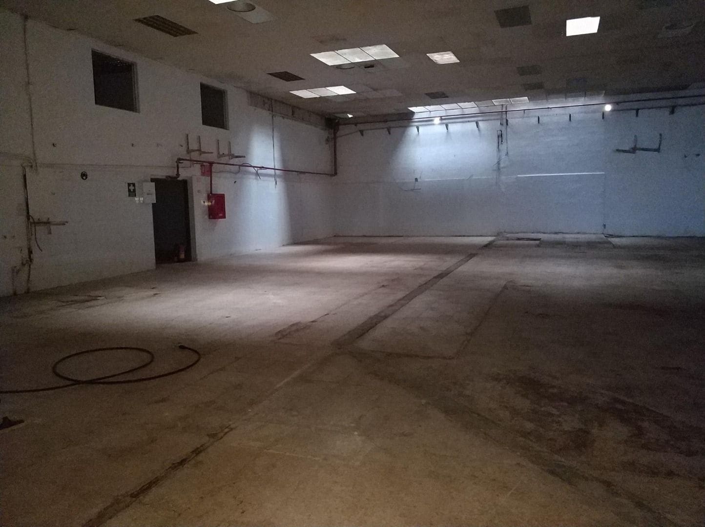 Commercial for sale in Castello de la Plana - € 325,000 (Ref: 9502875)