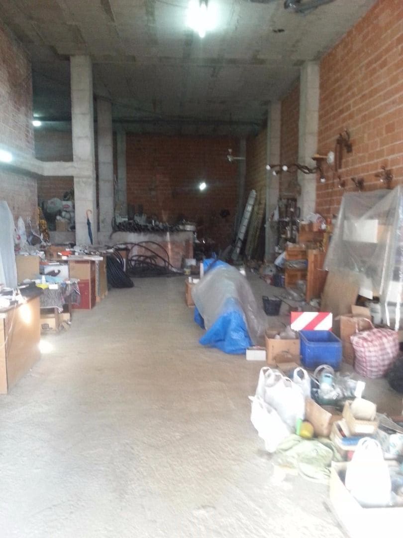 Commercial for sale in Castello de la Plana - € 60,000 (Ref: 9502876)