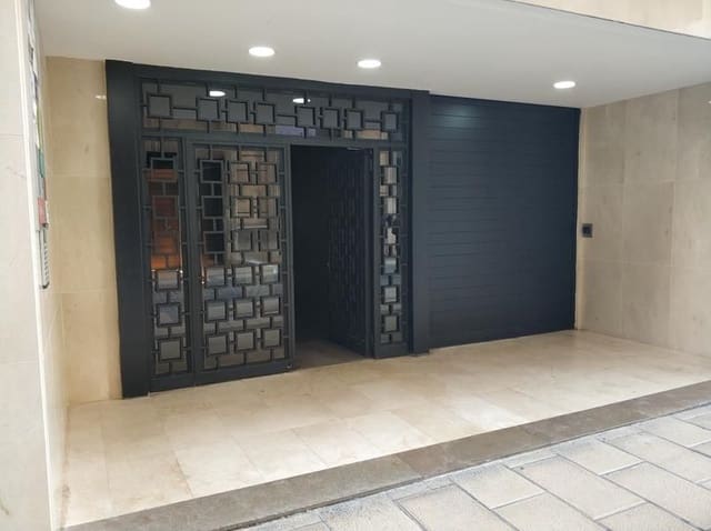 Office for rent in Centro, Castelló de la Plana - € 450 (Ref: 9502877)