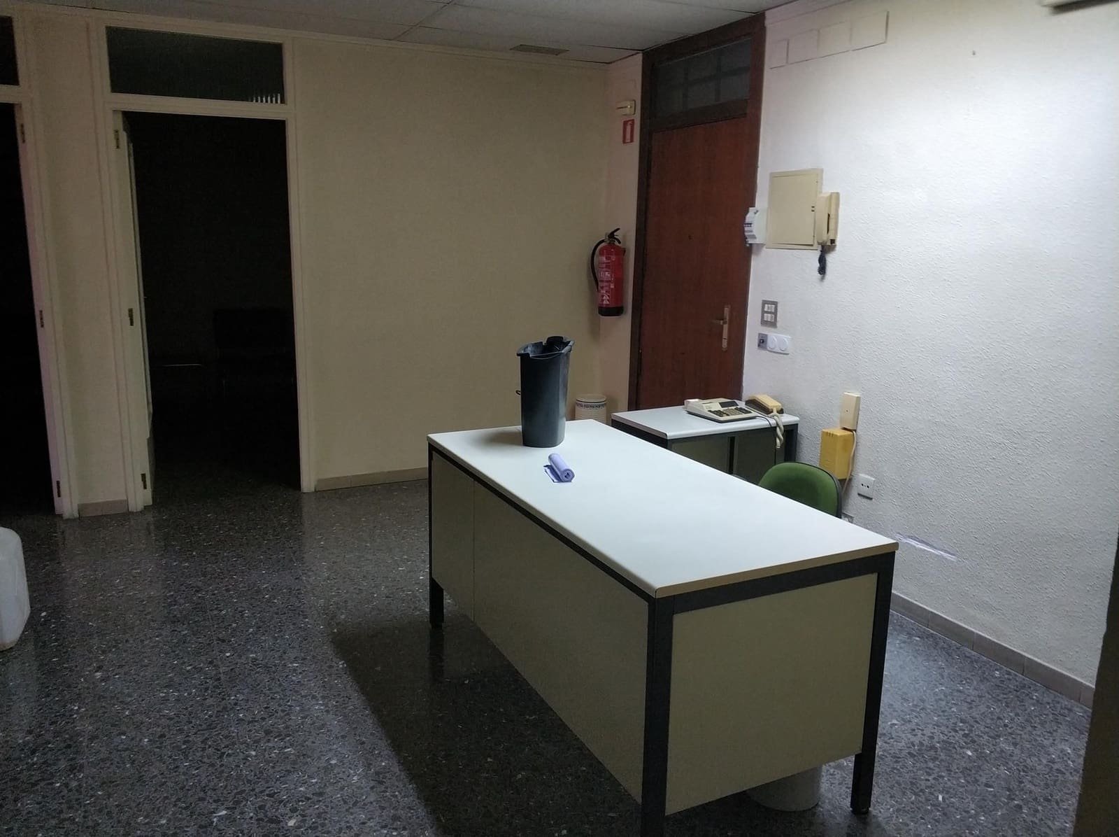 Office for sale in Castello de la Plana - € 95,000 (Ref: 9502878)